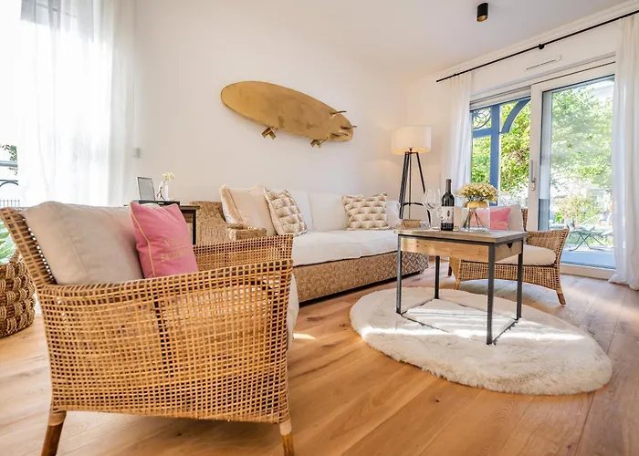 Villa Chloe Binz - App 1 Am Kurpark, Binz Exquisit